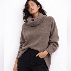 Vintage Geraldine Peterson Taupe Sweater